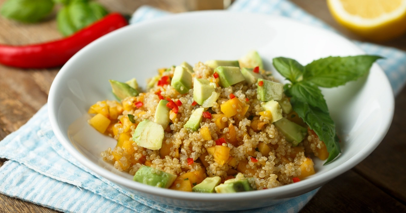 Quinoa Rezepte – Zubereitungsmöglichkeiten mit Quinoa für gesunde, nahrhafte Mahlzeiten.