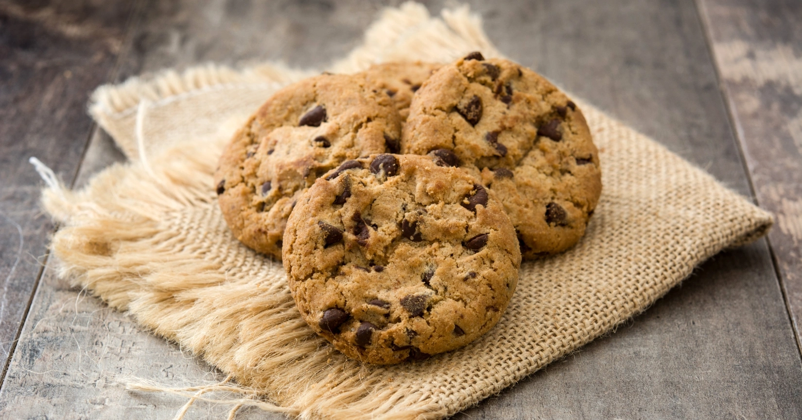 Cookies Rezepte – Frische, warme Schokoladenkekse aus dem Ofen, perfekt für Naschkatzen.